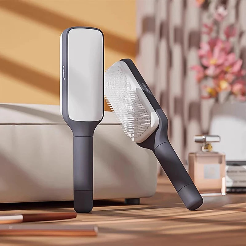 Effortless Self-Cleaning Hairbrush™